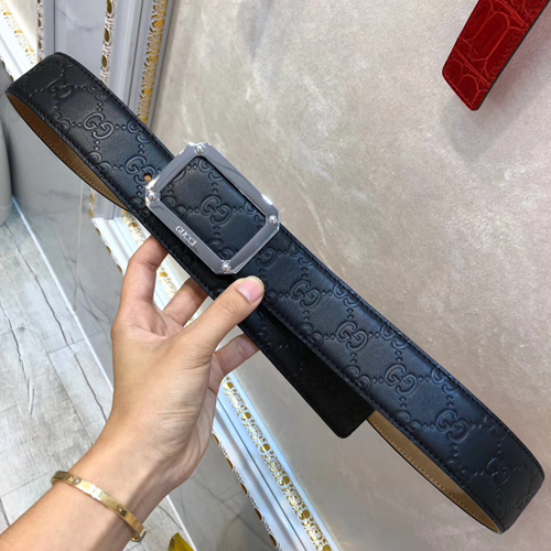 スーパーコピーグッチベルト正面デザイン